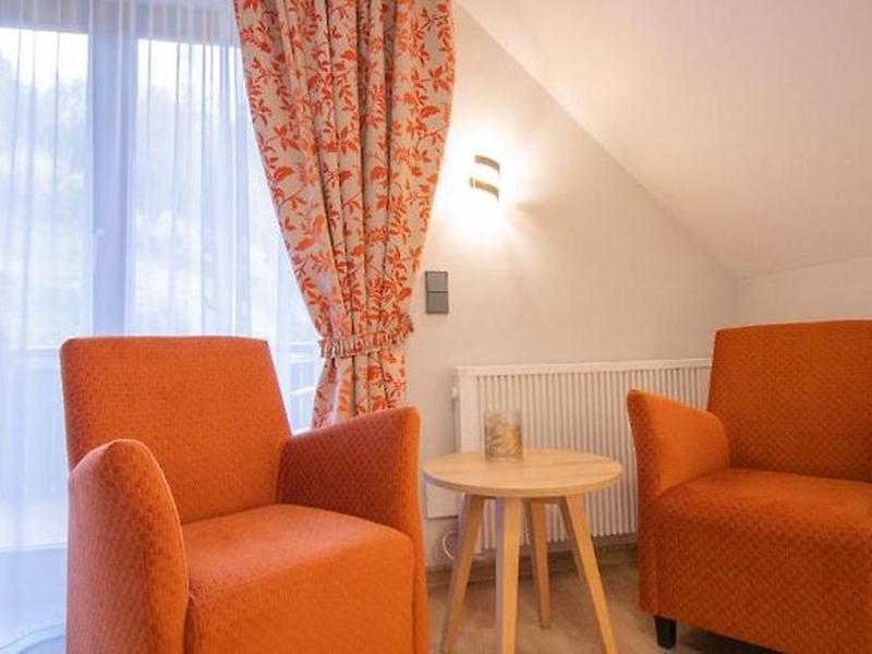 43775D2C47AC9F34882EF34E4543F2FA