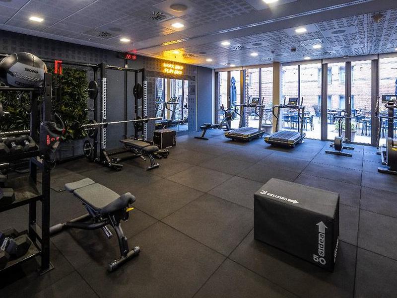 3ECD9A9E0A8661F0097FBFBAD879EC9F