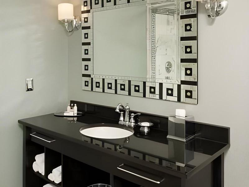 7C25C437DCC4D7775D7AE27B25732E81