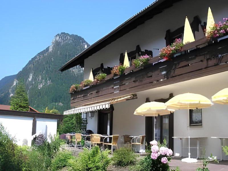 E64837E8512E48762FAEFE6C88DF5E4C