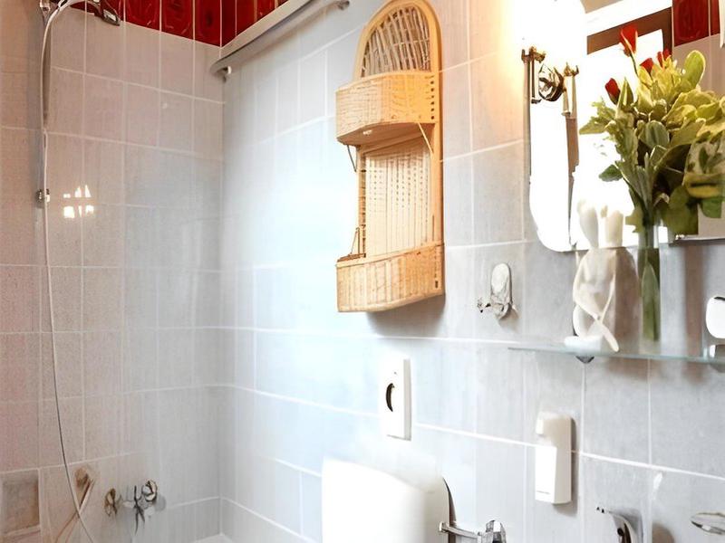 89E5F9DDC18EF13CE71E502C1785049D