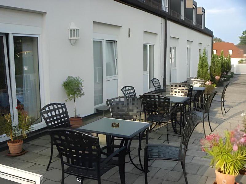 1A7CD96F150247FBE415E18DED826706