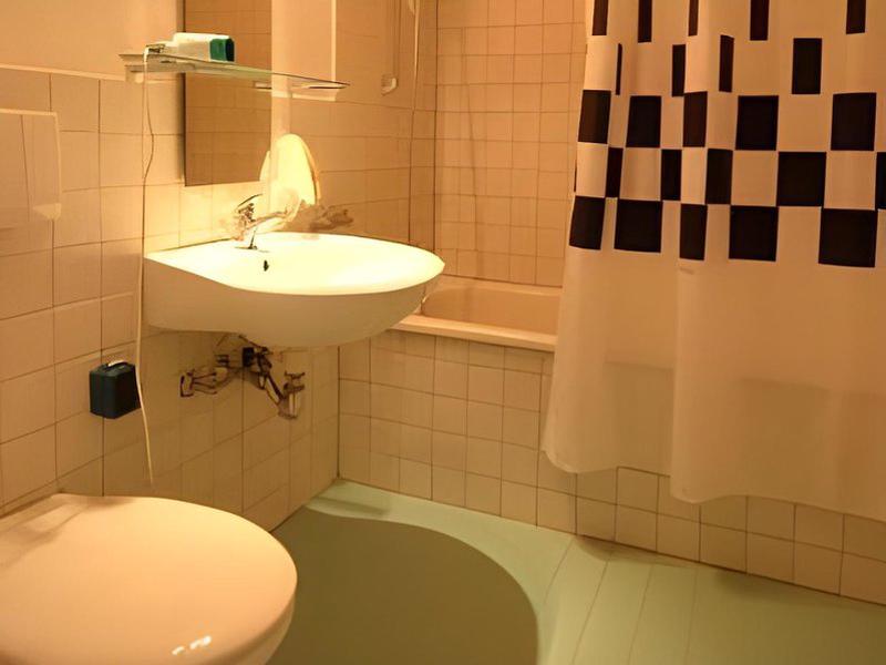 EF5BBECA21CAB26F7C245D98650D0A9F