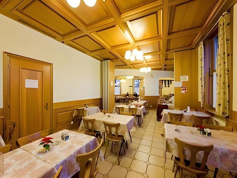 070AB82A1E1C0F4FC17BD9E2FC712171