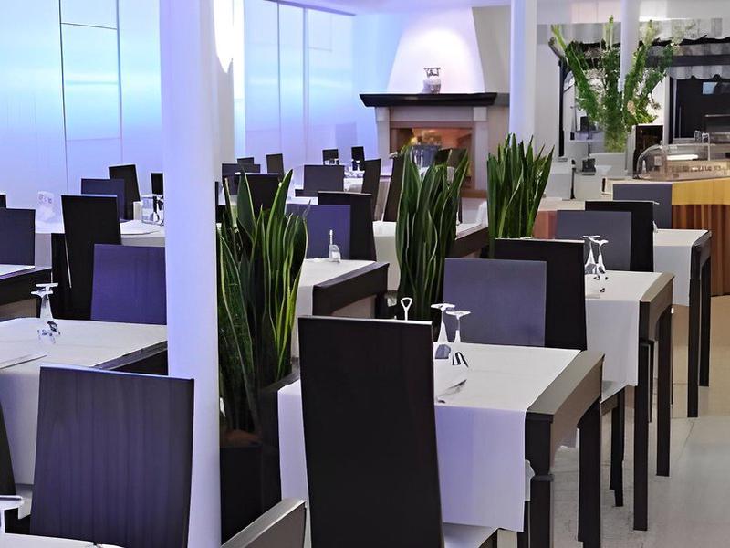 A3C984702F865C18D5E7565302BF4DC7