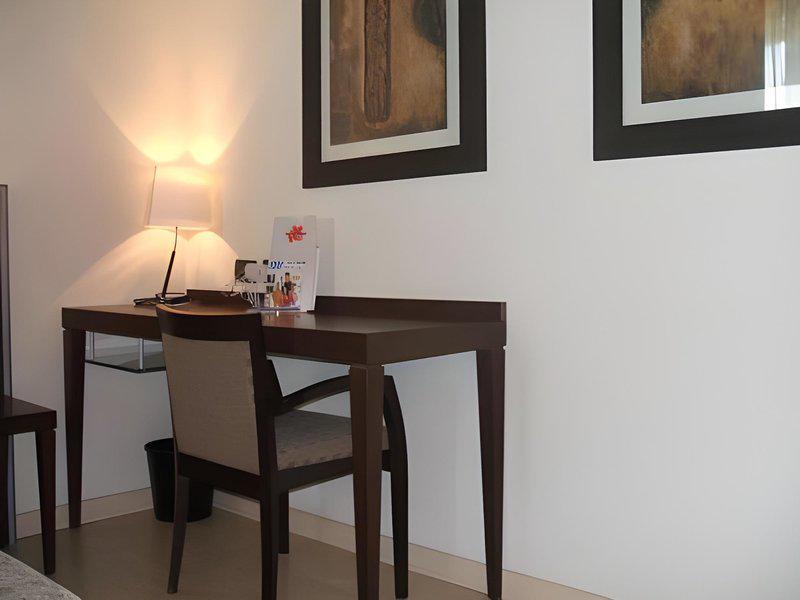 477F7516F3F638526AC4C24DB95D5900