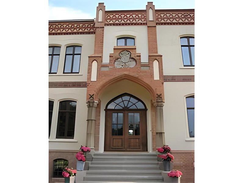 4A5282EF5448130ECA350CEDB8B61F4A