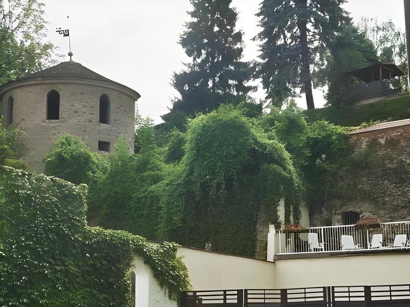 350F27CA2CC76618ED6168383059E8E6