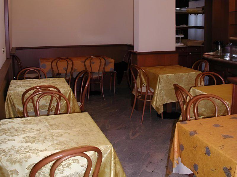 2E8894A55380B2602861810967202038