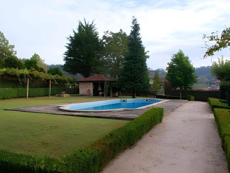 00112B2813594019F50B42BACDA8716A