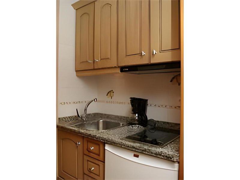 20A0F0100CF29E41F689480D9F122062