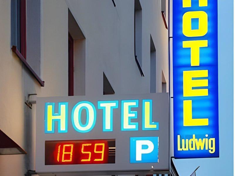 E4F9A8C512CD7FB71EF4A8C835BA847F