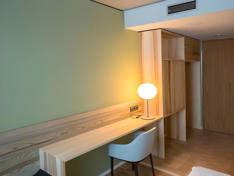 B399135B22329C9C94D05913358AE425