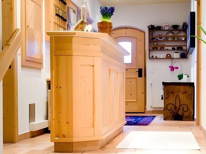 F0D615546351791256B73FEACBF271A7