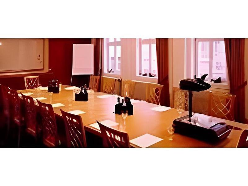 10FD0982A2EE03963EED4102A8EC9EFF