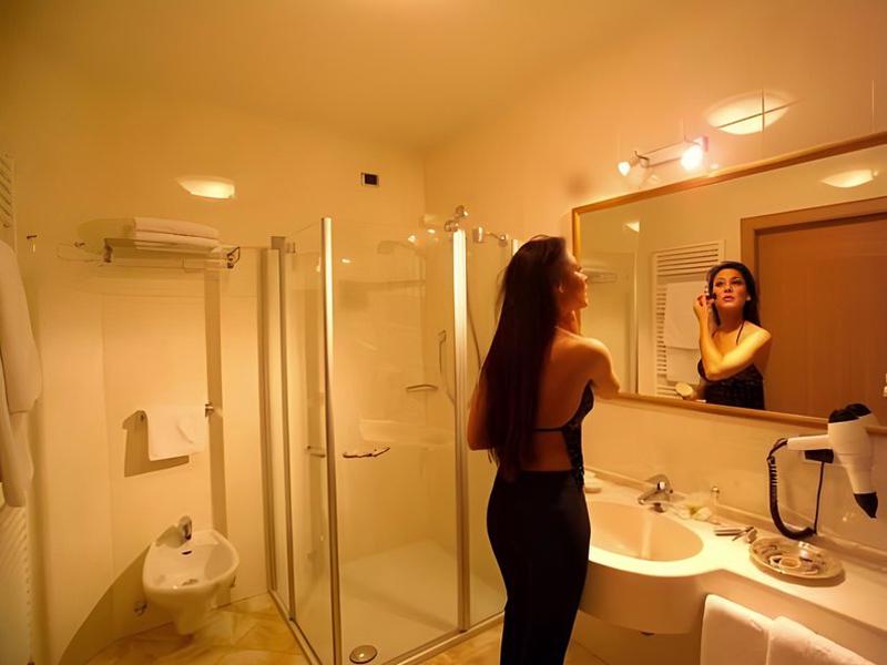 F69A3CB1915B6E5DB2B57BA831797081