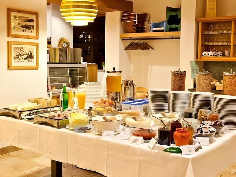 322A475FF22E251302117ADBCD42F365