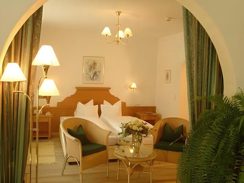 EF831088ABA8943FFEE3D7A6313C0D2D