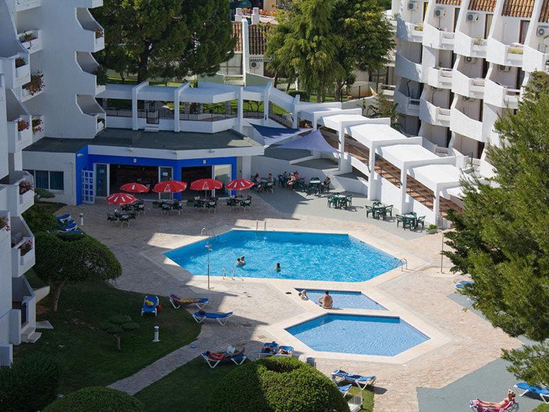 FD3B86FA9140EA053D0896825095E65F