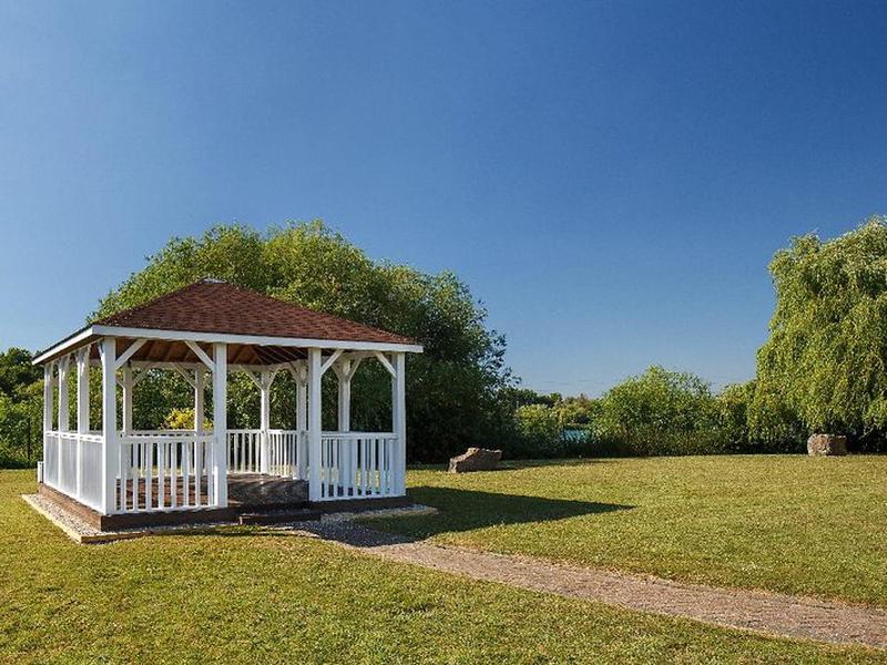 DAF37B4340D7985BE0118A9AA4E30CE7