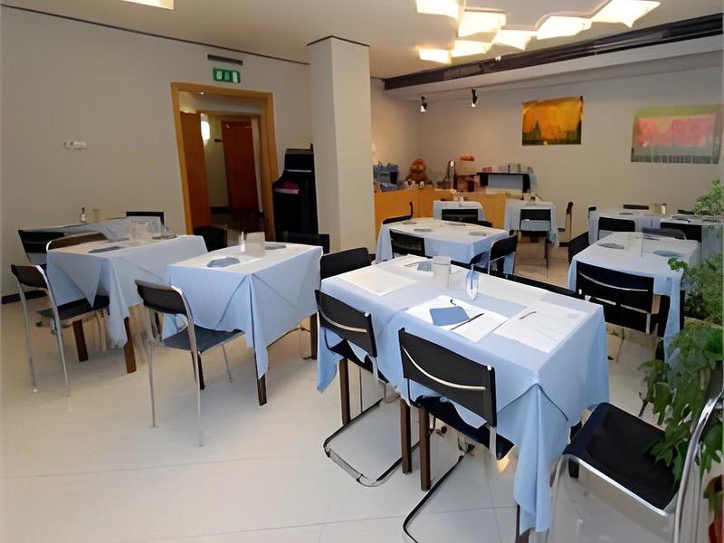 4DCD3ECF42DC3765558A233C147829FB