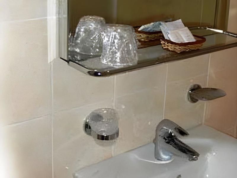 39959A63B56A1CC09869B35BF41C7A24