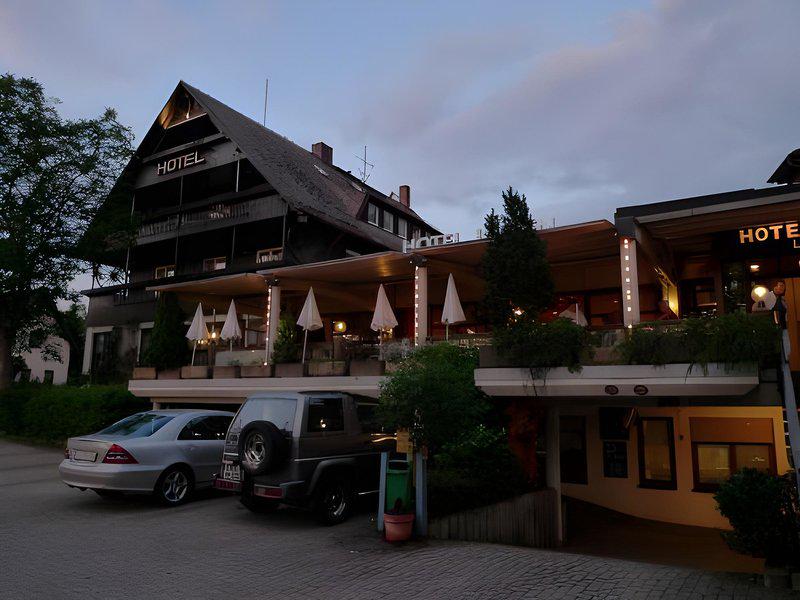 982C187E99E99550AB880EE3341071A8