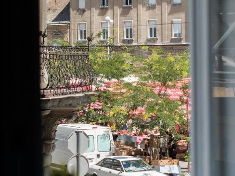 AFB3824529225449E6903D7EDC2CCEDB