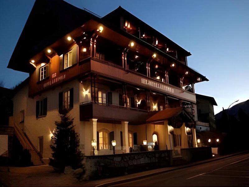 8068AF5526C4D5E6385EC46BE8E98C88