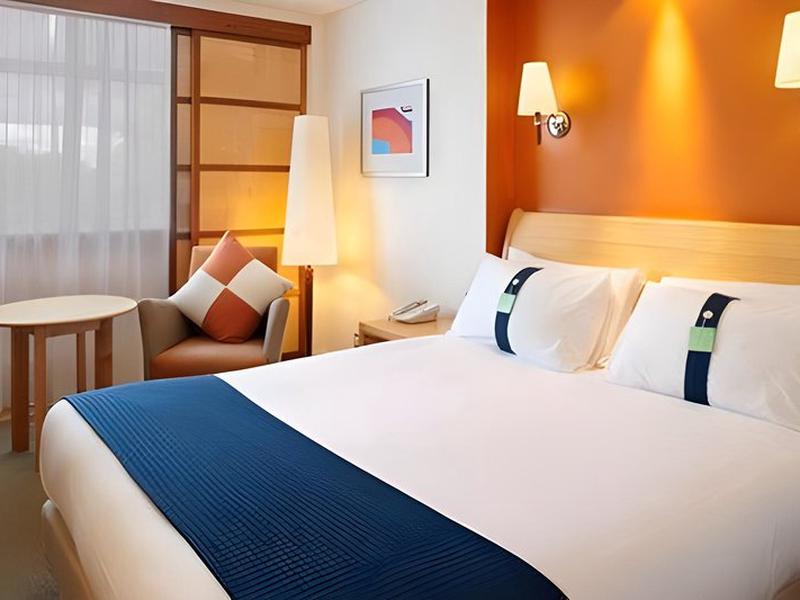 79CF8C85BA815332B13A6265330EA5E6