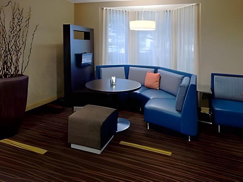 2A6387F00C0ACC078F8CE1A0B3000E39