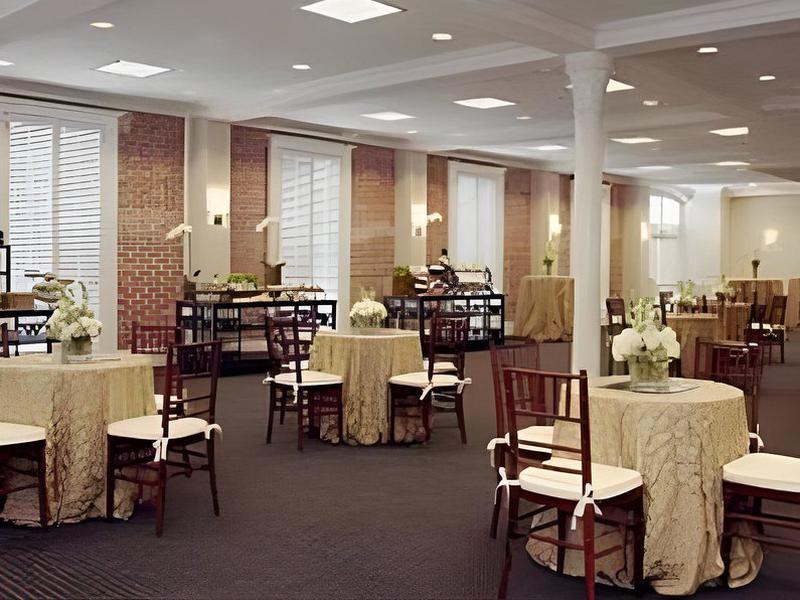 EBF5FD30C4C2A94697B6163DEFCFF199