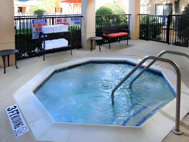 08FA1C9543E8A1F754D405D99B198710