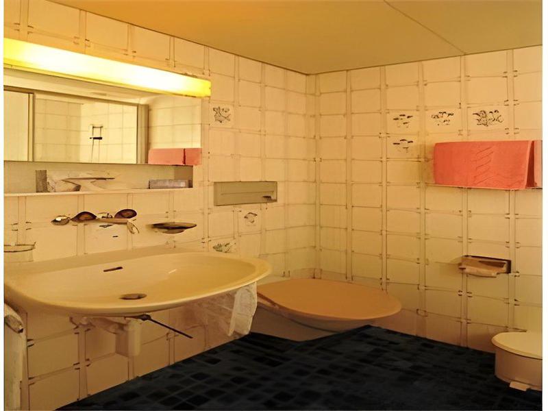 A6F0136DA1588CCA16F66078F97AA8B9