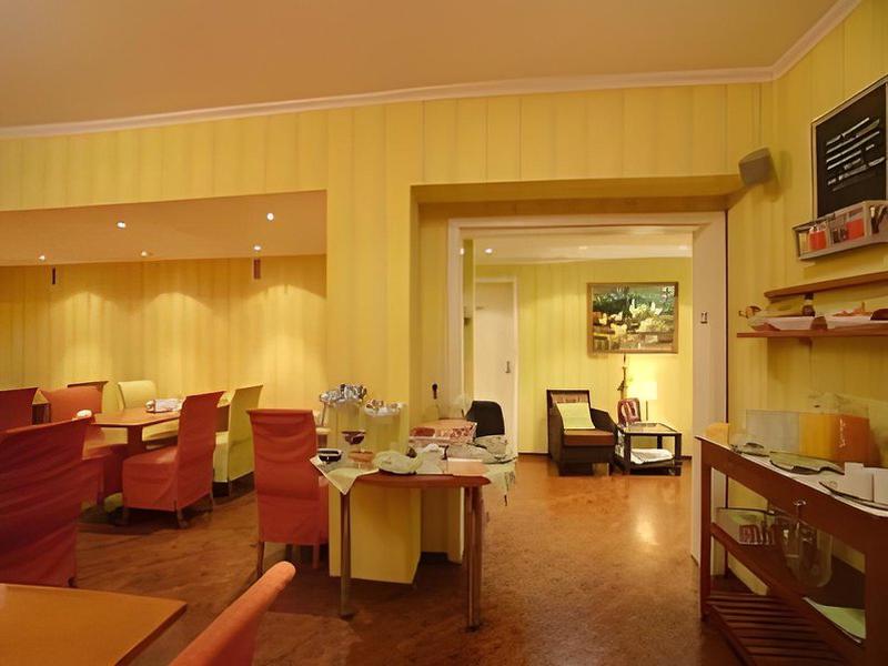 208B5FE6DE776205A5DC2A706767E073