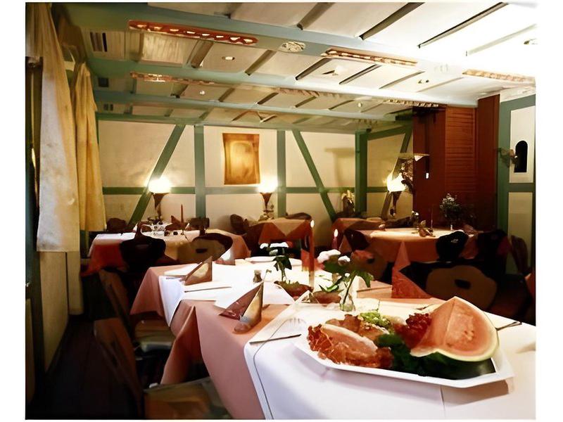 CC8A8059EA335F1DAF4A07911A0B87F2