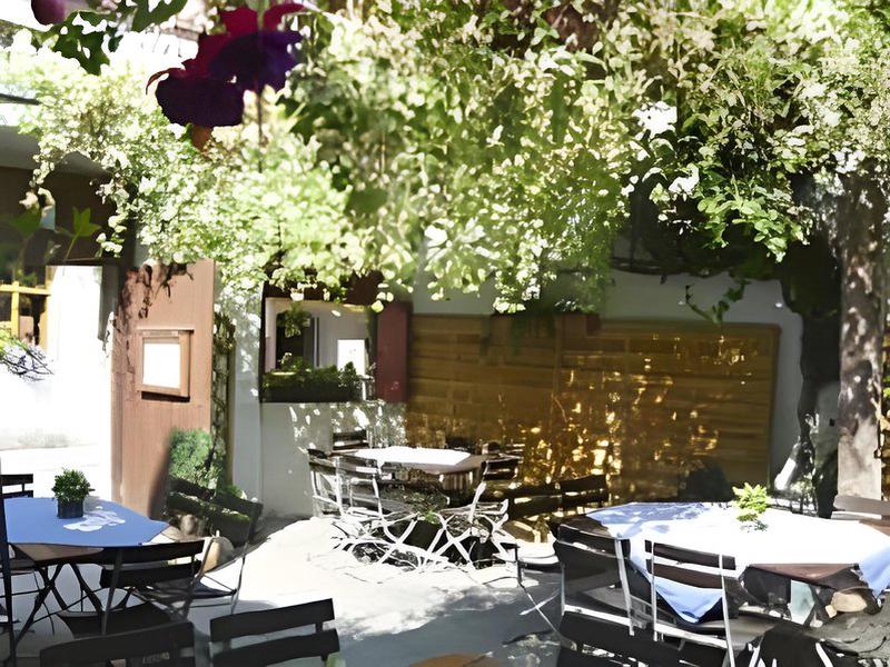 F6EDF2DBCB79D64CFAB940A1E37C4E45