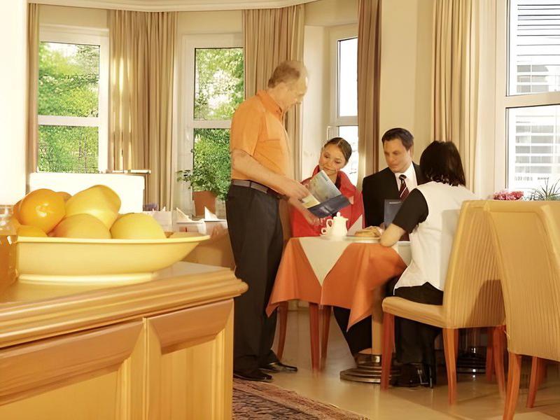 4977F77A136D05FE9F0D7B573625EA6E