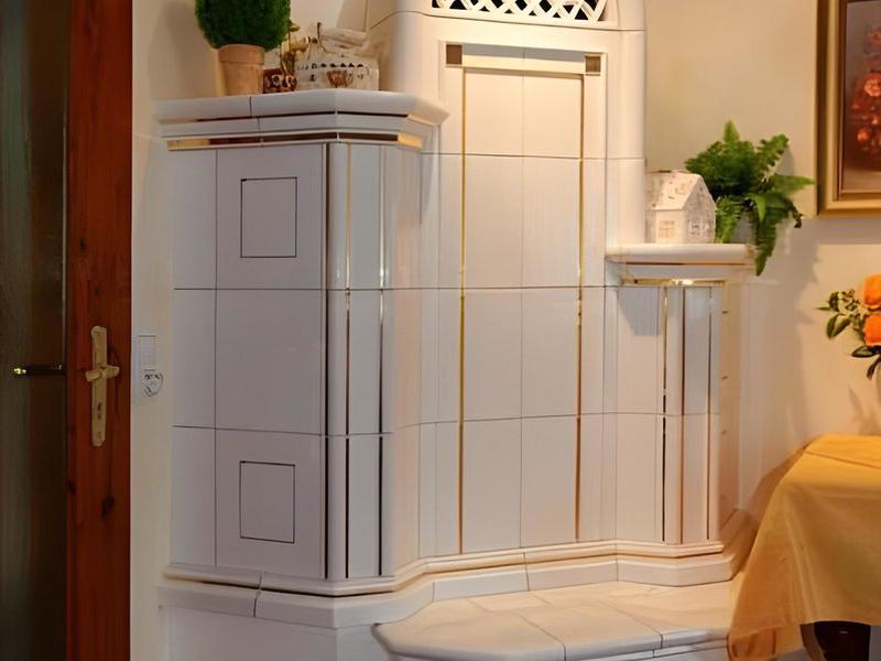 C718E6EC13A1268A0A9CC8B8860FFB2D