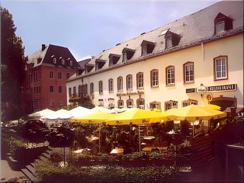 30DB9239D13AF39C1B969E4F990D9DC2