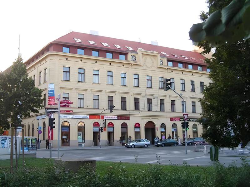 70629D141DAE6FA62EACADBB151724C7