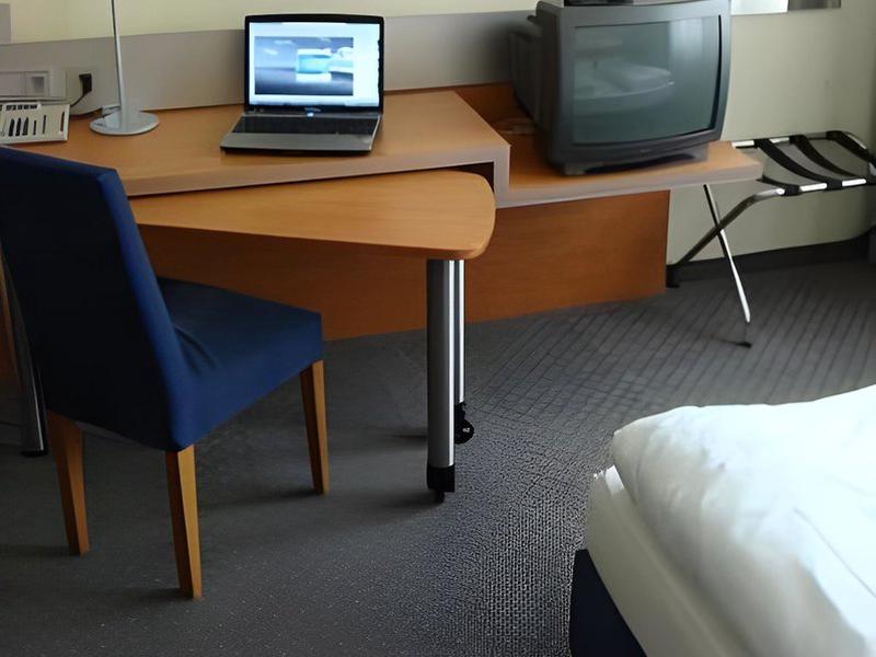 05258C6B62B17D6BD5356A2FF1BA0826