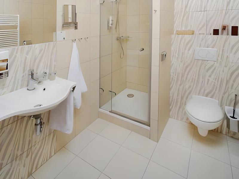 2F3578E5F1BE193162DFCCB379799F0D