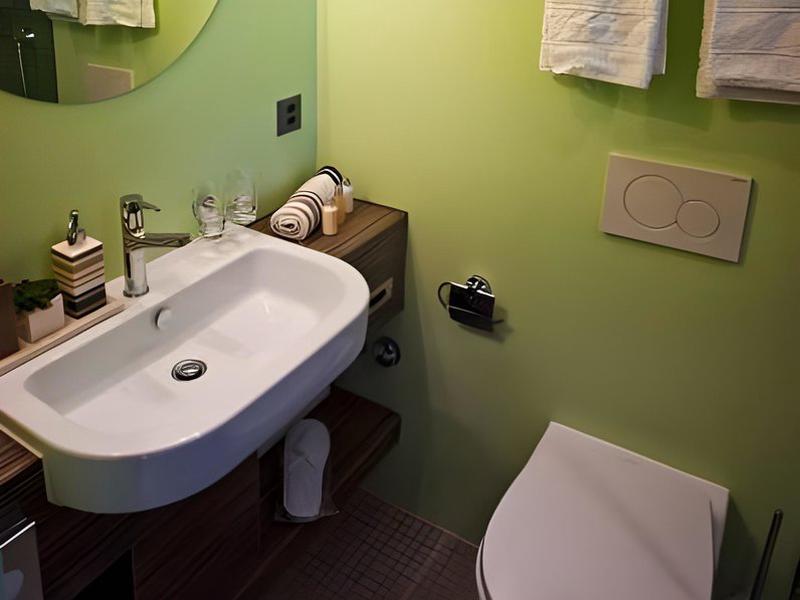 0D7CA05F41247A3FD3D3165B5959B65B