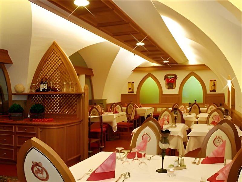 EBF12CAE21064A5203F018CB994542A5