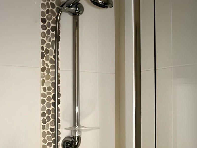 4740ABFF91480D1818D565B90DCE3AAD