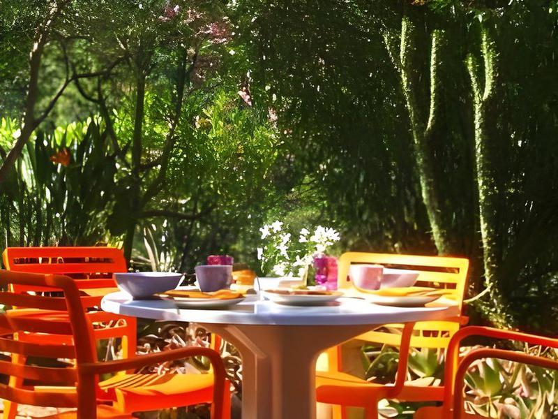 98E38A6CB4392D579F6D04D87CA7B534