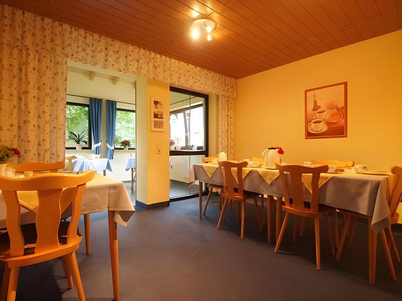 516084E58CC113893EAFA0F3C4B174B6