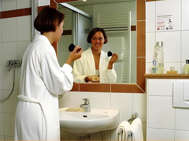 D067D0BA7D79D919CBCA85214AB8899E