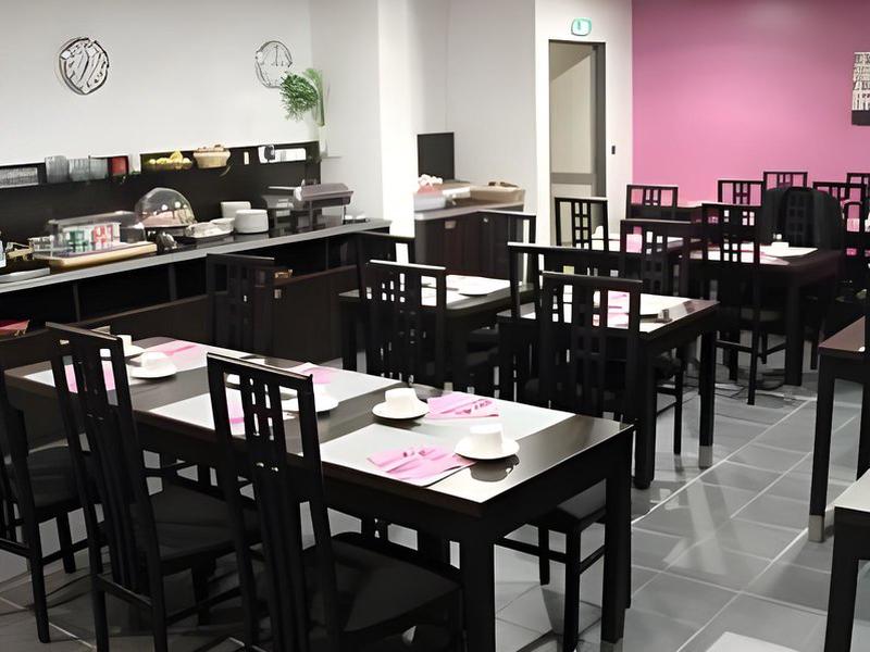 6928CF9893EBAF88F336F8A37D63A489